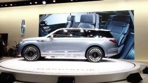 Todocaminos y lujo dominan la apertura del Salón del Automóvil de Nueva York