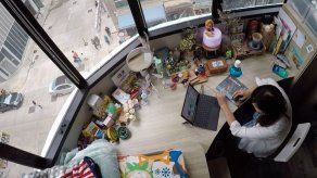 Los jóvenes de Hong Kong viven en modernos espacios reducidos