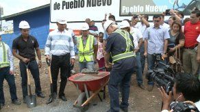 Martinelli realizó primera palada para construcción de Mercado en Pueblo Nuevo