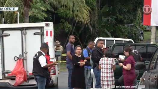 Encuentran el cuerpo sin vida de una mujer fuera de una residencia en San Carlos. Encuentran el cuerpo sin vida de una mujer fuera de una residencia en San Carlos.
