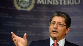 El Salvador espera que Maduro