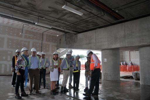 Ministra española de Fomento visita obras del Metro de Panamá