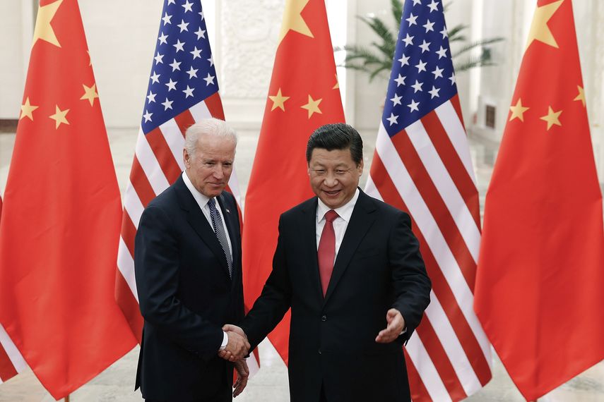 El presidente estadounidense Joe Biden y el líder chino Xi Jinpin.