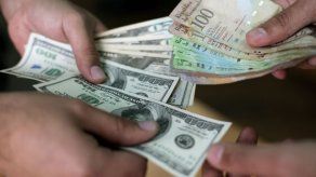 Venezuela congela entrega de divisas a viajeros con destino a Panamá