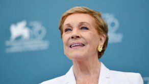 ¿Y si Donald Trump hubiera tenido a Mary Poppins como niñera?