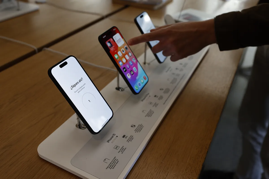 Apple lanza un nuevo sistema operativo de iPhone para adaptarse a la regulación de la UE