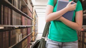 Escuela de medicina en Japón baja notas de mujeres para limitar su ingreso