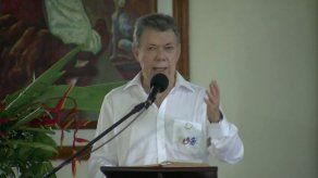 Presidente colombiano dona dinero del Premio Nobel a víctimas del conflicto