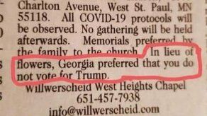 Mujer pide en obituario que dolientes no voten por Trump