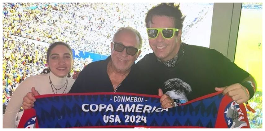 Los Estefan junto a Emilio Regueira.