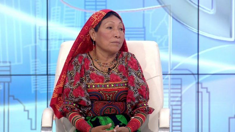Diputada Petita Ayarza a favor de las planillas de la Asamblea
