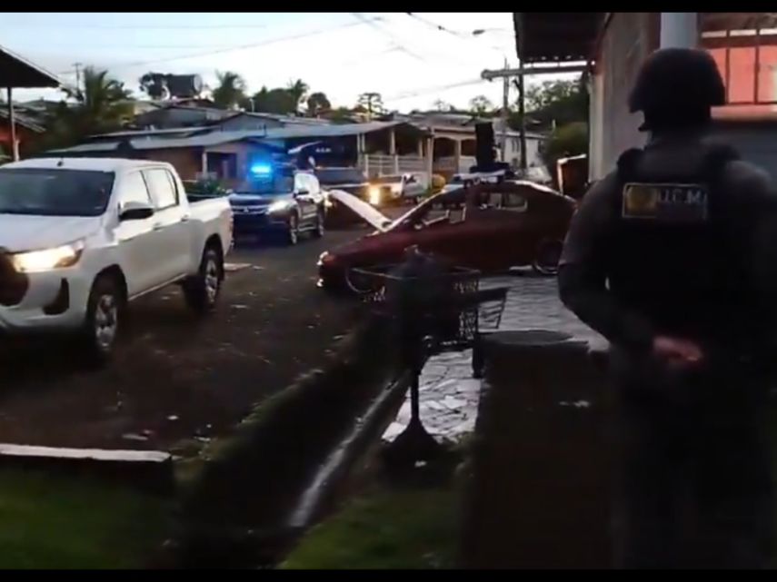 Policía Nacional realiza allanamiento en Villa Lobos