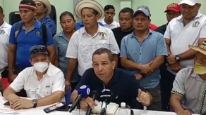 Dirigentes de Anadepo anunciando convocatoria para mesa unitaria de diálogo.