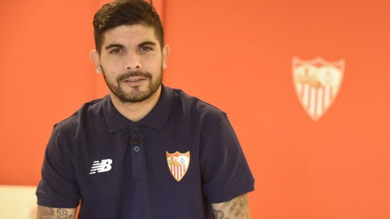 El centrocampista argentino Ever Banega vuelve al Sevilla