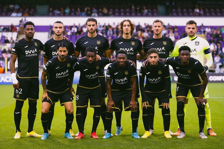 Michael Amir Murillo disputó los 90 minutos con el Anderlecht.