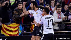 Valencia se coloca 3ro provisional tras vencer al Almería