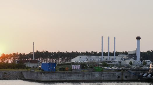 El impuesto al gas recaudará dinero para compensar a los importadores de gas ruso cuyos contratos con las empresas de servicios públicos de la ciudad no les permiten pasar a los clientes los costos del aumento de los precios del gas natural.&nbsp;