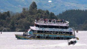 Al menos seis muertos en naufragio en represa de Colombia