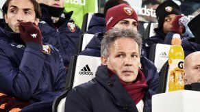 Torino despide a técnico Mihajlovic y firma a Mazzarri