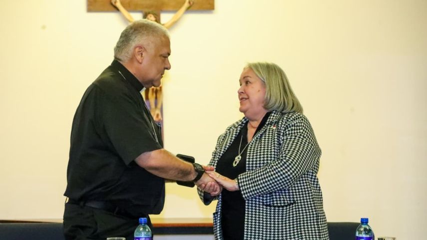 Encuentro sostenido entre el MIDES y el Obispado de Chitré.