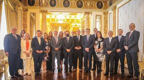 El presidente Cortizo también le&nbsp; solicitó a la Fedefarma analizar la posibilidad de equiparar con Colombia los precios de algunos medicamentos de mayor consumo en el país.