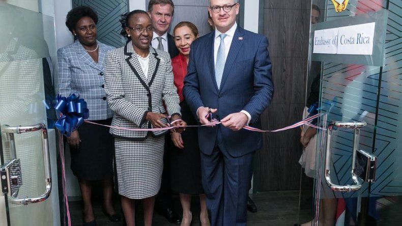 Costa Rica inaugura en Kenia su primera Embajada en África