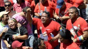 Proponen legalizar a venezolanos que llegaron a EEUU