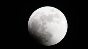 Rusia planea posar una estación automática en la Luna en 2015