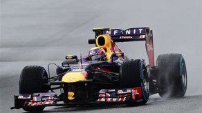 Webber pole en Japón; Vettel saldrá segundo en busca del título