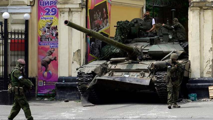 Grupo militar Wagner se retira de Moscú para evitar actos violentos.