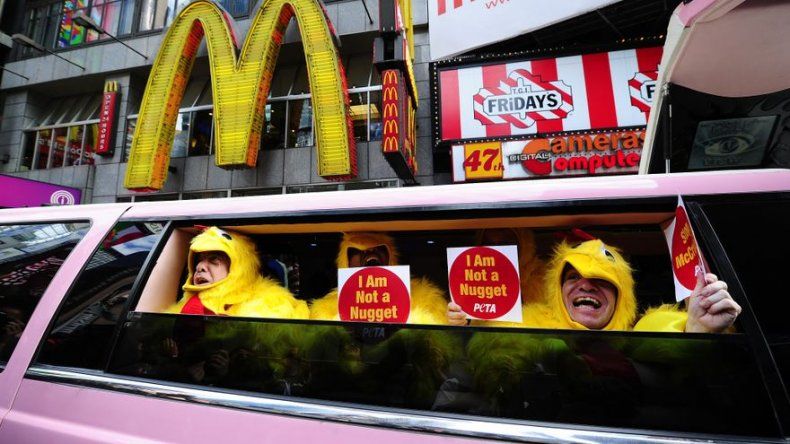 Beneficio de McDonalds en el primer semestre baja un 3 %