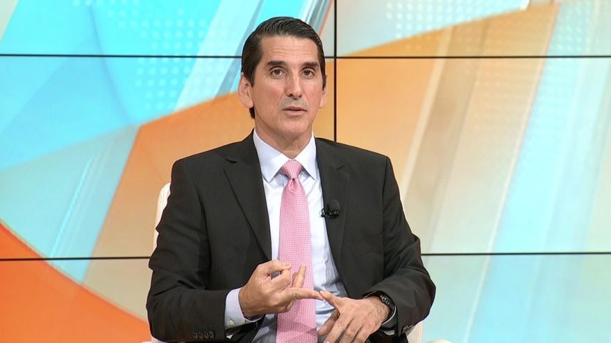 Roux dice que CD dio libertad a diputados para votación de magistrado