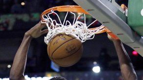 Beal anota 34 y Wizards vencen a Celtics en 2 prórrogas