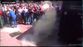 Represión con gases lacrimógenos contra jubilados en Grecia