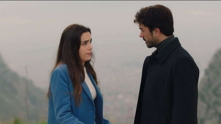 Ferit buscará la manera de ayudar para que Ayse recupere la memoria.