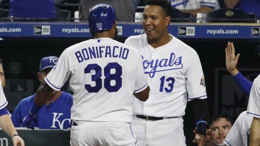 Con jonrones seguidos de Pérez y Bonifacio, Reales ganan