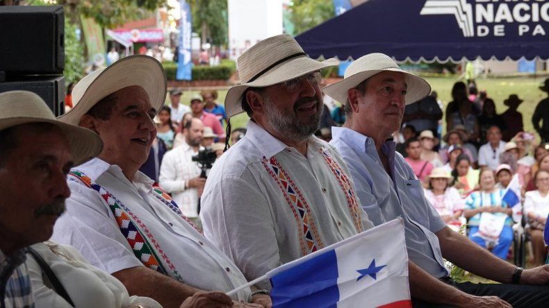 Homenaje a Dagoberto Yin Carrizo en la Feria de San Sebastián de Ocú
