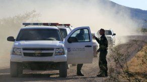 Texas desplegará mil soldados en frontera por crisis migratoria