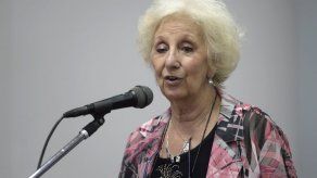 Papa recibe en Vaticano a Estela Carlotto con toda su familia Papa recibe en Vaticano a Estela Carlotto con toda su familia