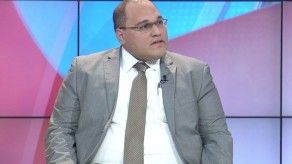 Uso de los corredores y servicio de grúas, temas abordados por la ATTT Uso de los corredores y servicio de grúas, temas abordados por la ATTT