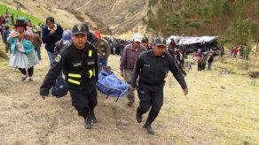 Al menos 10 muertos en accidente de carretera en Perú