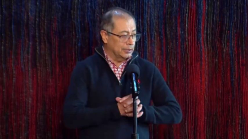 El presidente de Colombia pide acuerdo con el mandatario actual José Raúl Mulino