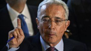 Niegan recusación de Uribe en caso por presunta manipulación de testigos
