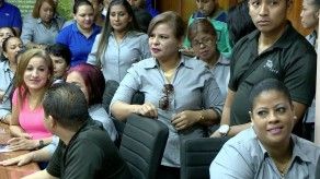 Tras despidos, incertidumbre en trabajadores de empresas Waked aumenta