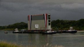 Trasladan 4ta compuerta del proyecto de ampliación del Canal de Panamá