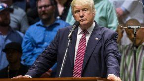 Trump nombra a exfuncionario de la era Reagan como negociador comercial