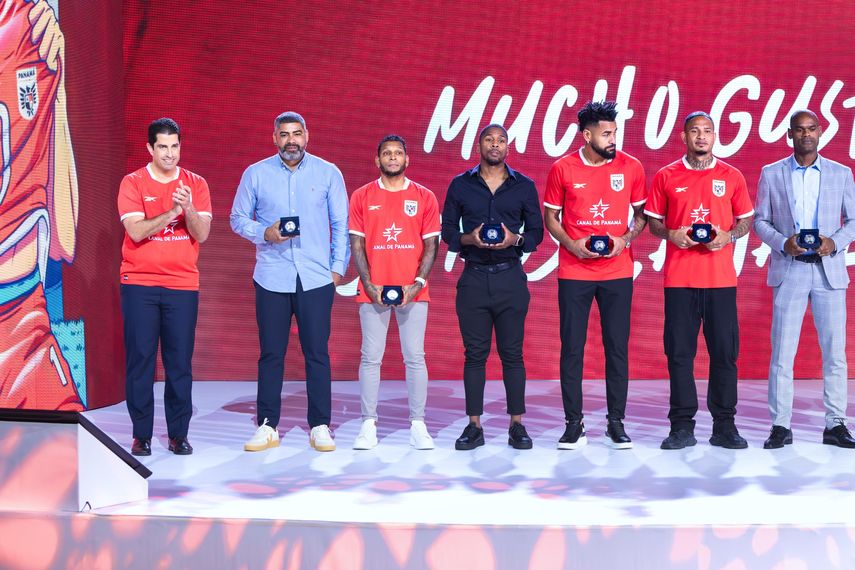 El presidente encargado de la FPF, Fernando Arce, destacó que esta alianza seguirá fortaleciendo proyectos formativos. El presidente encargado de la FPF, Fernando Arce, destacó que esta alianza seguirá fortaleciendo proyectos formativos.