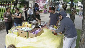 Abogado de policía culpa del tiroteo a la pistola