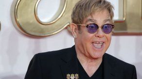 Elton John publicará en noviembre la colección de éxitos Diamonds