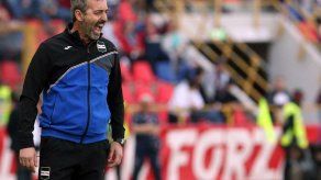 Exentrenador de Sampdoria toma las riendas del Milan